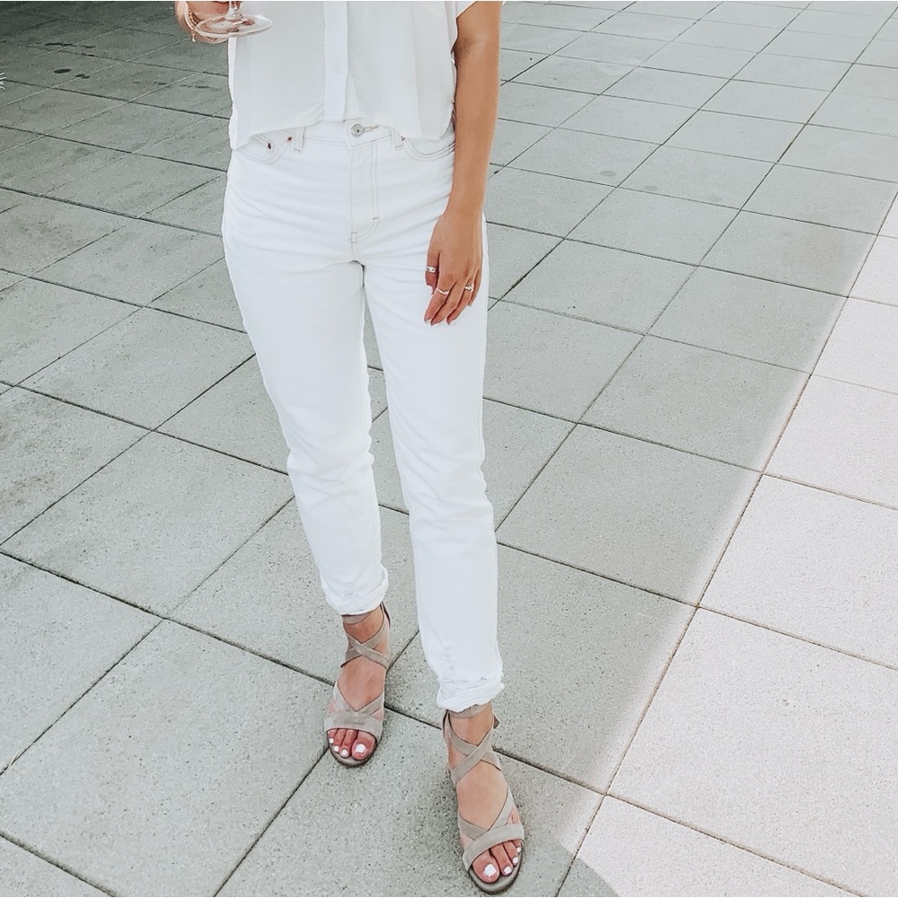 White topshop mom jeans with light distressing